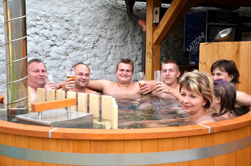 Statek 3 - Wellness & Spa Hotel Hluboká nad Vltavou Екстериор снимка