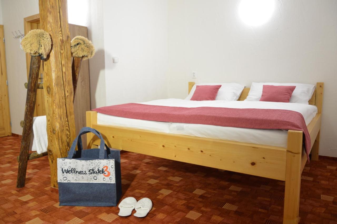 Statek 3 - Wellness & Spa Hotel Hluboká nad Vltavou Екстериор снимка